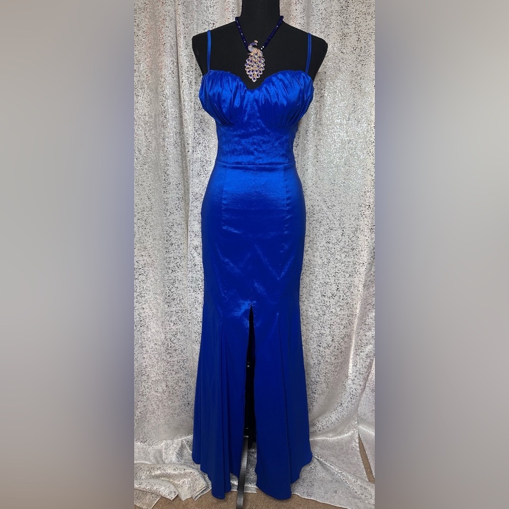 NWOT an original Gary Wood taffeta dress